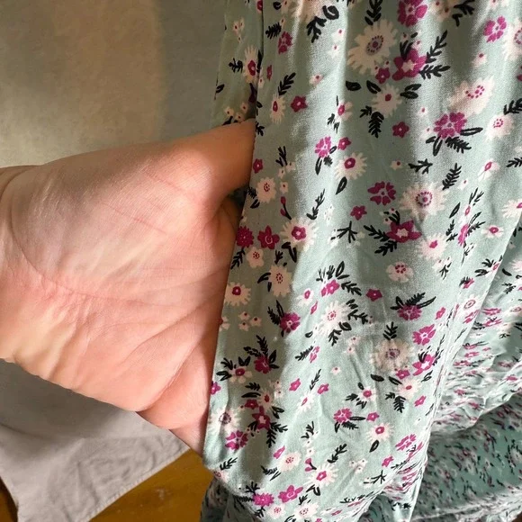 NWT BloomChic Floral Tiered Midi Dress Light Blue Pink Square Neck Pockets US 12 - Picture 11 of 12